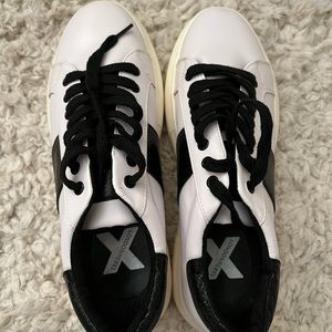ASOS BRAND NEW FASHION SNEAKERS